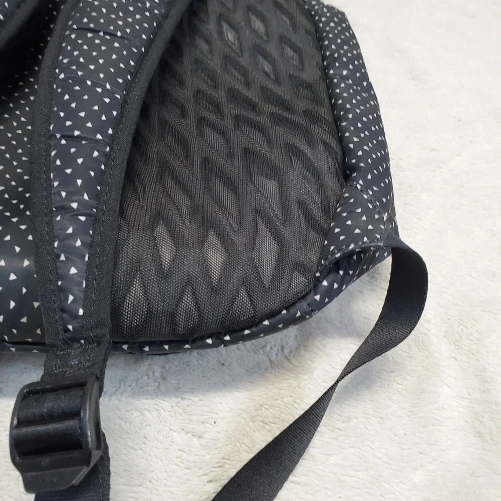 Nike Black‎ White Auralux Full Size Backpack Logo Casual Academia School Classic